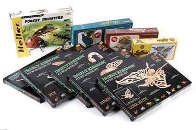 Lot 201 - A collection of model kits from Airfix and other makers