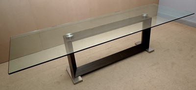 Lot 49 - A large contemporary ‘Cattelan Italia’ glass top dining table