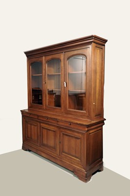 Lot 29 - Grange: a substantial Victorian style hardwood bookcase