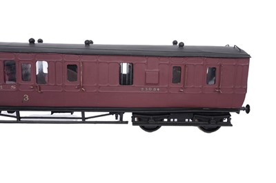 Lot 32 - Three 0-gauge kit-built carriages
