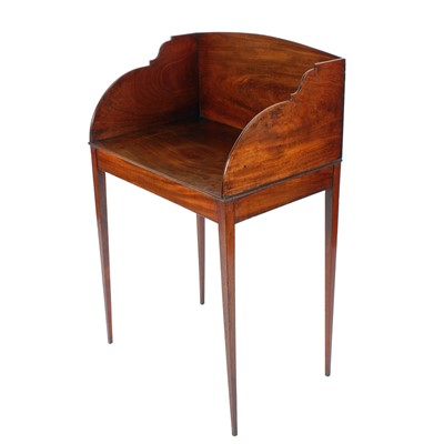 Lot 478 - A fine pair of George III mahogany side tables