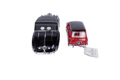 Lot 172 - Two Franklin Mint diecast model cars; and a collection of other diecast model vehicles