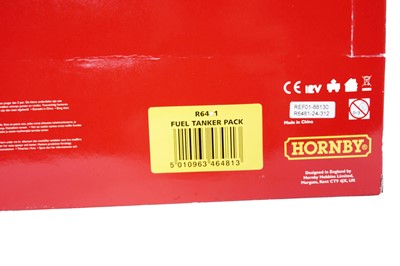 Lot 49 - A selection of Hornby 00-gauge rolling stock