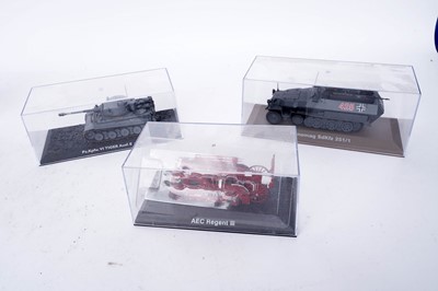 Lot 136 - A collection of boxed diecast military vehicles