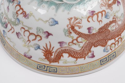 Lot 850 - A pair of Chinese famille rose bowls and covers