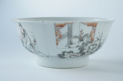 Lot 857 - A Chinese 'en grisaille' bowl