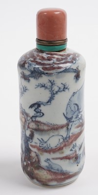 Lot 838 - A large Chinese snuff bottle
