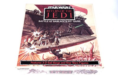 Lot 13 - A Star Wars Return of the Jedi Slave I Spaceship; and a Battle at Sarlacc's Pit game