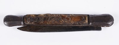 Lot 117 - Charles II (Stuart) Restoration interest: a 17th Century steel and horn folding pocket knife