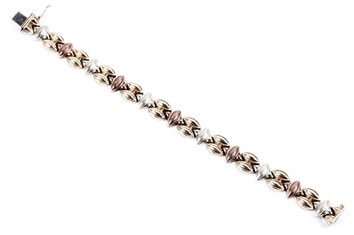 Lot 58 - A 9ct gold fancy link bracelet