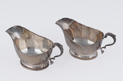 Lot 18 - A pair of George VI silver sauceboats