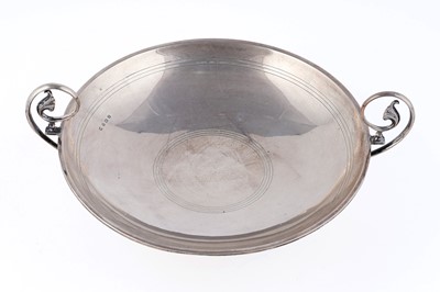 Lot 9 - A George V silver dish
