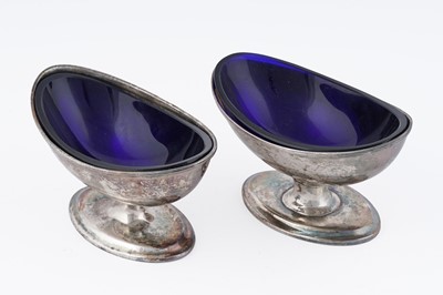 Lot 94 - A pair of George III North Eastern silver salts