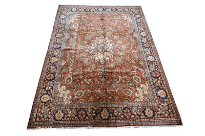 Lot 161 - A Persian hand-knotted Sarough carpet
