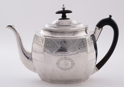 Lot 105 - A George III silver teapot of shaped octagonal form