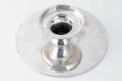 Lot 108 - An extremely rare Queen Anne Scottish silver tazza