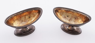 Lot 112 - A pair of George III silver salts