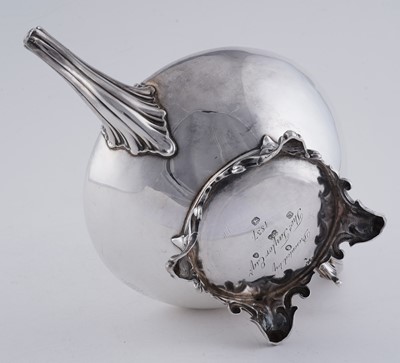 Lot 85 - A William IV silver three piece tea service