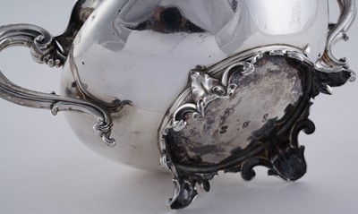Lot 85 - A William IV silver three piece tea service