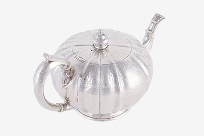Lot 49 - An early Victorian silver teapot