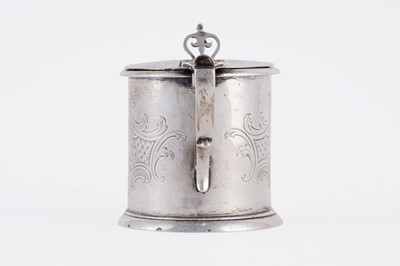 Lot 51 - A Victorian silver mustard pot