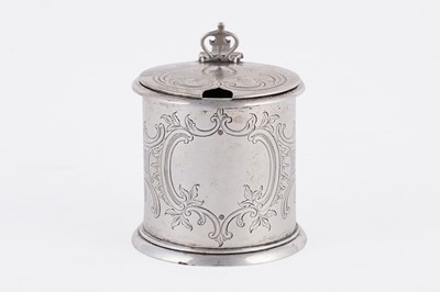 Lot 51 - A Victorian silver mustard pot