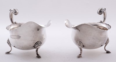 Lot 87 - A pair of George V silver sauceboats