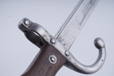 Lot 71 - A 19th Century French Gras rifle bayonet