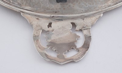 Lot 40 - A Great War period silver dish