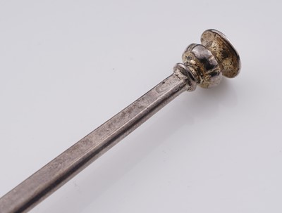 Lot 299 - An Elizabeth I silver seal top spoon