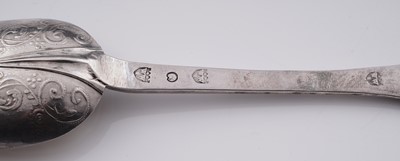 Lot 438 - A William and Mary southern provincial silver lace-back trefid spoon