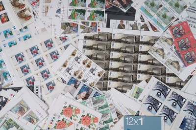 Lot 389 - A large selection of mint commemorative stamps