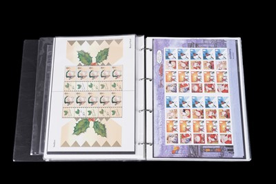 Lot 391 - Great Britain Royal Mail: approximately thirty-seven Smilers sheets