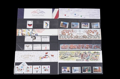 Lot 398 - Approximately sixty presentation packs
