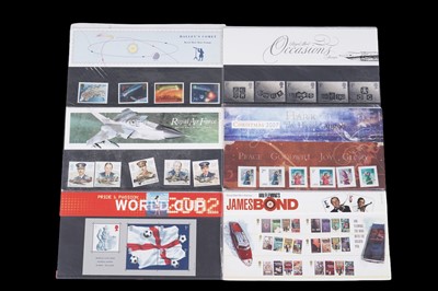 Lot 398 - Approximately sixty presentation packs