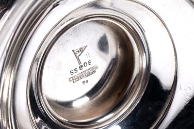 Lot 181 - A George V silver trophy cup and cover