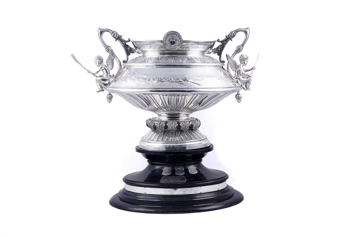 Lot 210 - A late Victorian large silver trophy cup