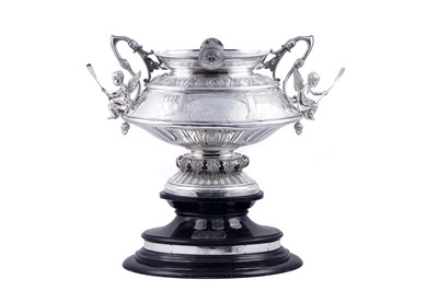Lot 210 - A late Victorian large silver trophy cup