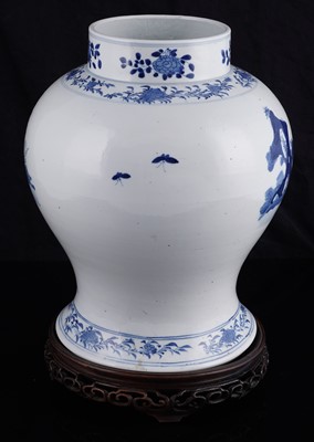 Lot 301 - A Chinese blue and white jar