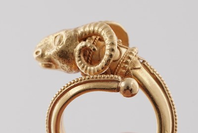 Lot 715 - Ilias Lalaounis: an 18ct yellow gold ram pattern ring