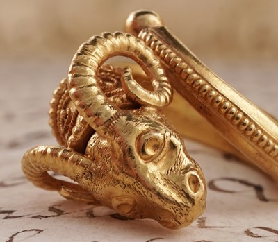 Lot 715 - Ilias Lalaounis: an 18ct yellow gold ram pattern ring