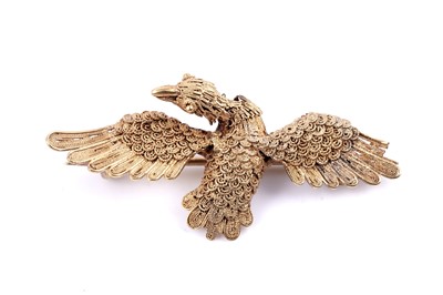Lot 30 - A Chinese gold filigree brooch in the form of the mythological Fenghuang bird