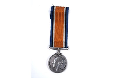 Lot 13 - A pair of First World War general service medals