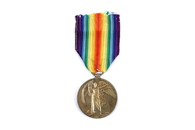 Lot 22 - First World War George V Military Cross group