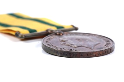 Lot 28 - First World War Territorial Force War Medal