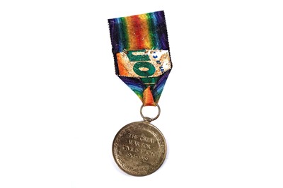 Lot 36 - A pair of First World War general service medals