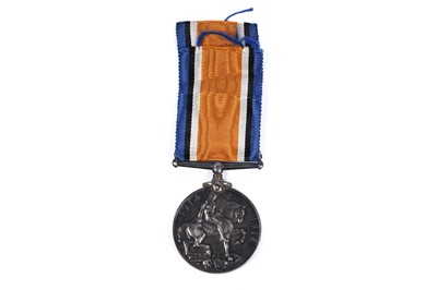 Lot 38 - A pair of First World War general service medals