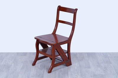 Lot 1 - A 20th Century stained hardwood library chair/steps