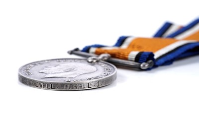 Lot 42 - A pair of First World War general service medals