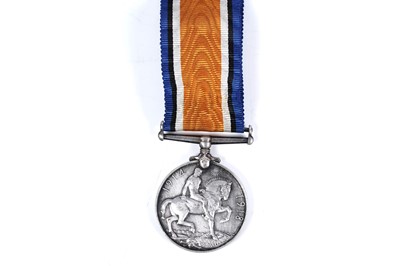 Lot 42 - A pair of First World War general service medals